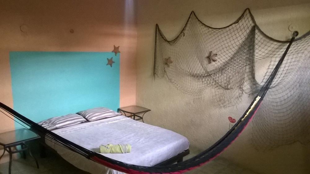 Maya Cha'An Guesthouse Канкун Екстер'єр фото